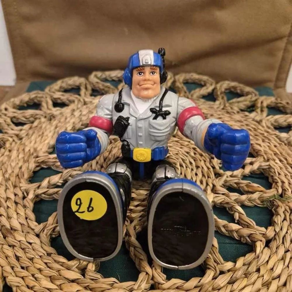 ✅Fisher-Price Mattel Rescue Heroes Action Figure Police Officer #️⃣26